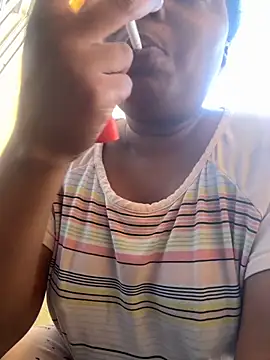 JCCaramelbarbie1 online show from October 28, 2:38 pm