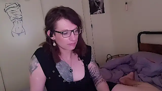 cassiemichellexx online show from April 6, 12:17 am