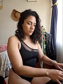 Snapshot of Thaliacooper_ chatting on January 20, 6:21 pm Thaliacooper online show from January 20, 6:21 pm
