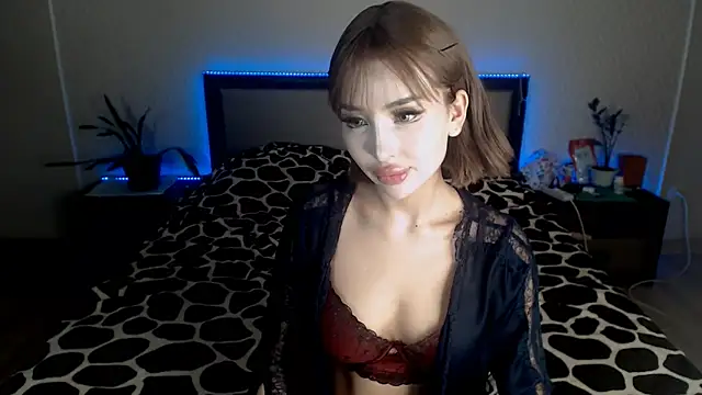 Snapshot of Izalimka chatting on March 3, 6:20 am Izalimka online show from March 3, 6:20 am