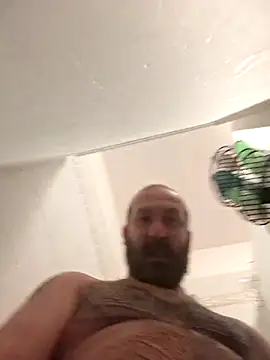 Snapshot of teddy79good chatting on October 25, 3:34 pm teddy79good online show from October 25, 3:34 pm