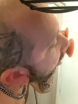 Snapshot of teddy79good chatting on December 22, 5:13 pm teddy79good online show from December 22, 5:13 pm