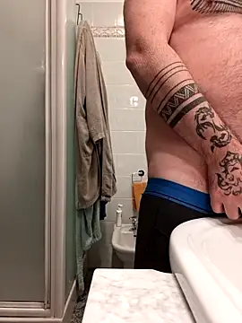 Snapshot of teddy79good chatting on December 2, 1:39 am teddy79good online show from December 2, 1:39 am