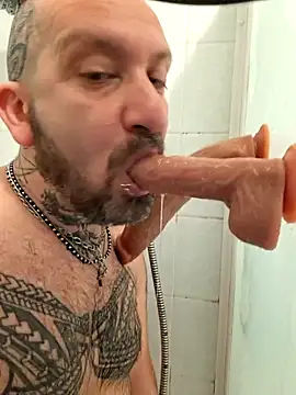 Snapshot of teddy79good chatting on January 11, 4:25 pm teddy79good online show from January 11, 4:25 pm