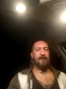 Snapshot of teddy79good chatting on November 6, 4:49 am teddy79good online show from November 6, 4:49 am