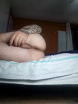 Snapshot of teddy79good chatting on October 7, 4:08 pm teddy79good online show from October 7, 4:08 pm