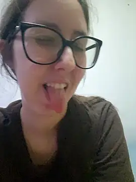 Sarah459 online show from May 6, 7:29 pm