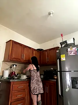 Snapshot of msschloee_ chatting on January 5, 5:38 pm msschloee online show from January 5, 5:38 pm