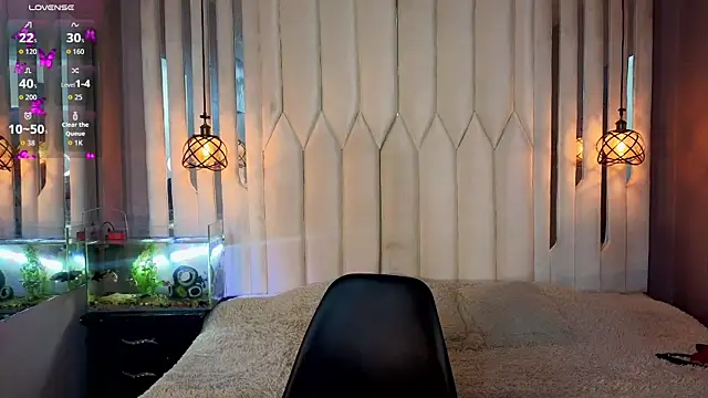 Snapshot of Megan_Do_Santos chatting on May 14, 7:55 pm Megan Do Santos online show from May 14, 7:55 pm