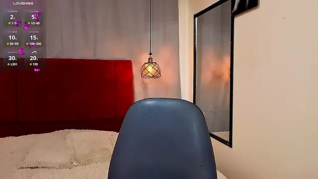 Megan Do Santos online show from February 28, 3:22 pm