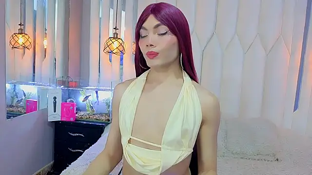 Snapshot of Megan_Do_Santos chatting on May 22, 8:07 pm Megan Do Santos online show from May 22, 8:07 pm