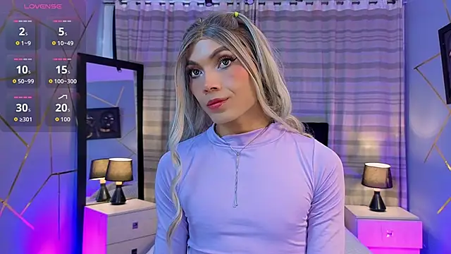 Megan Do Santos online show from November 26, 8:42 pm