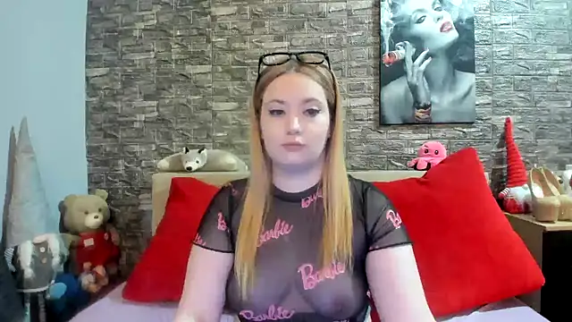 Snapshot of kalindahot chatting on February 27, 7:15 pm kalindahot online show from February 27, 7:15 pm