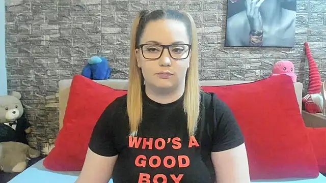 kalindahot online show from April 4, 6:03 pm