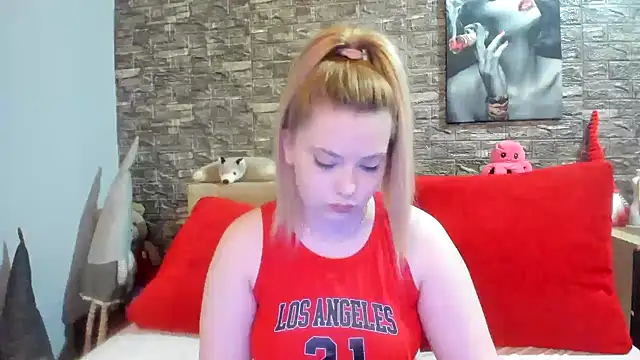 Snapshot of kalindahot chatting on March 16, 7:06 pm kalindahot online show from March 16, 7:06 pm