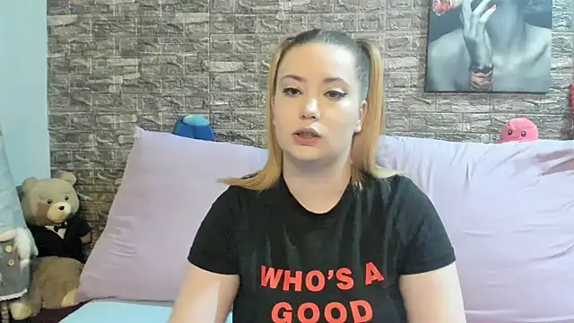 Snapshot of kalindahot chatting on June 7, 5:07 pm kalindahot online show from June 7, 5:07 pm