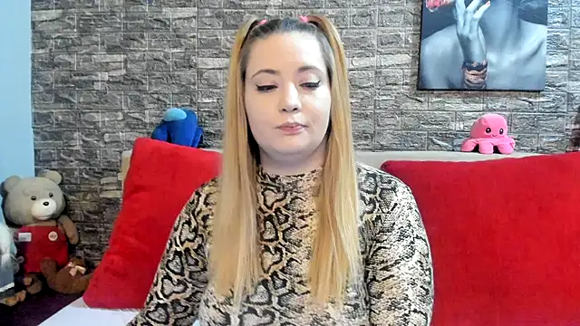 kalindahot online show from November 30, 7:03 pm