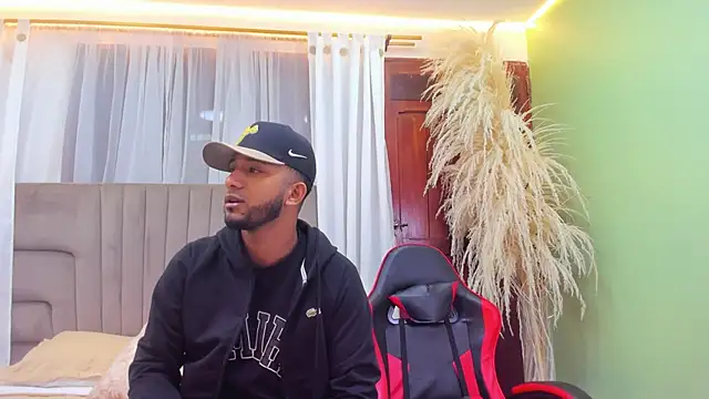 angel adamx online show from December 17, 11:26 am