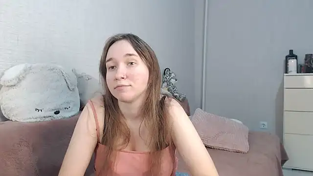 Snapshot of lovely_hayley chatting on October 19, 10:12 pm lovely hayley online show from October 19, 10:12 pm