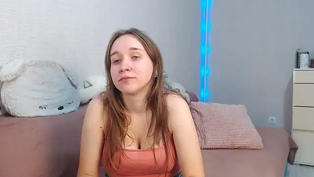 Snapshot of lovely_hayley chatting on September 19, 10:25 pm lovely hayley online show from September 19, 10:25 pm