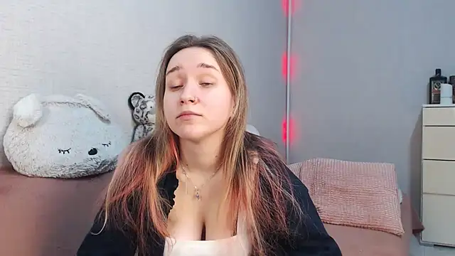 lovely hayley online show from February 12, 9:03 pm