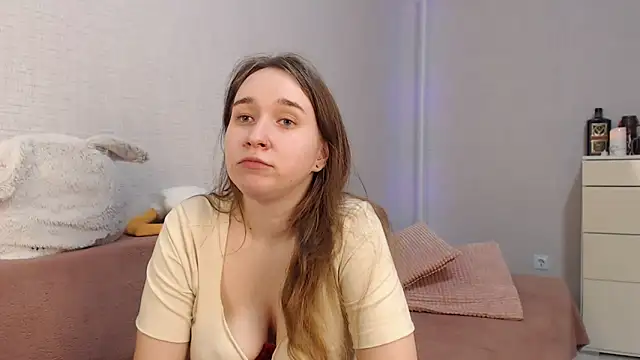 Snapshot of lovely_hayley chatting on March 1, 8:42 pm lovely hayley online show from March 1, 8:42 pm