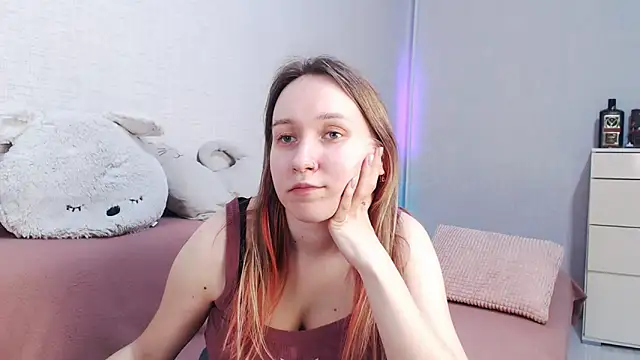 lovely hayley online show from April 28, 9:52 pm