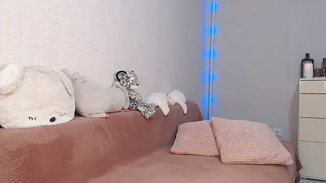 lovely hayley online show from November 13, 9:40 pm