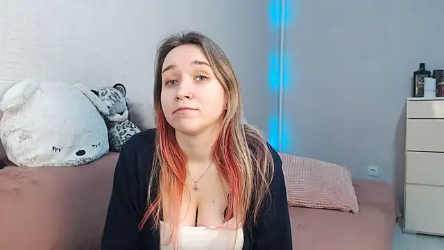 lovely hayley online show from February 11, 9:36 pm