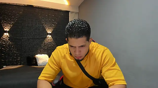 taurus boy1 online show from November 10, 11:54 pm