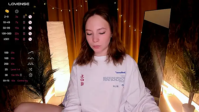 LanaBlu  online show from November 11, 2:17 am