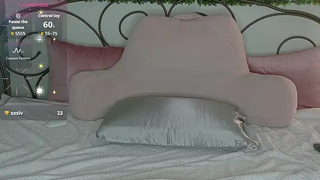 siennaxluxx online show from February 11, 11:04 pm