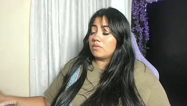 AvrilRizoX online show from April 12, 7:28 pm