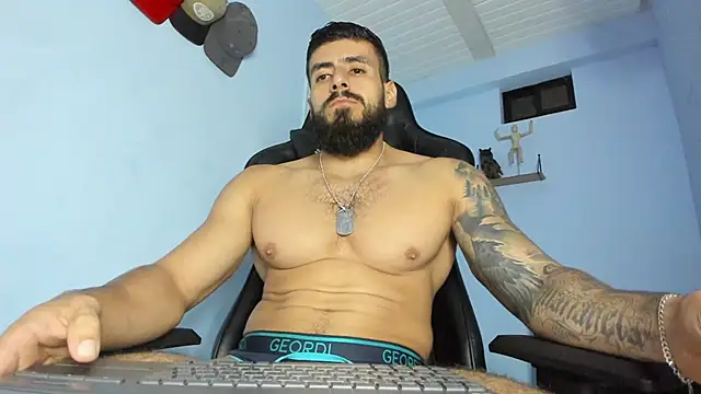 Snapshot of _Poseidon1_ chatting on November 8, 4:38 am Poseidon1 online show from November 8, 4:38 am