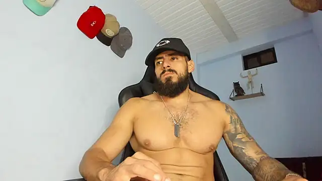 Snapshot of _Poseidon1_ chatting on November 9, 4:49 am Poseidon1 online show from November 9, 4:49 am