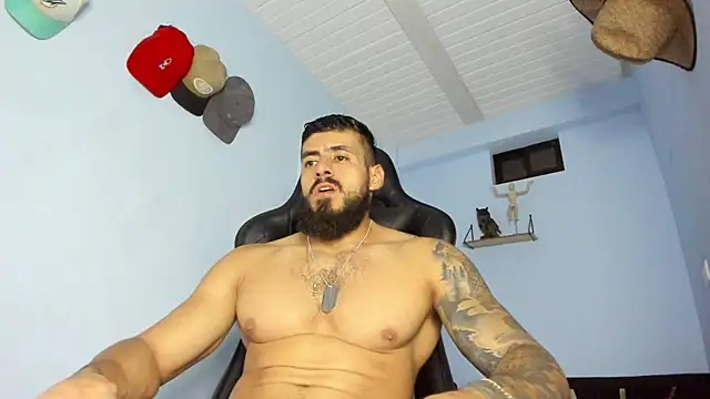 Snapshot of _Poseidon1_ chatting on November 7, 4:39 am Poseidon1 online show from November 7, 4:39 am