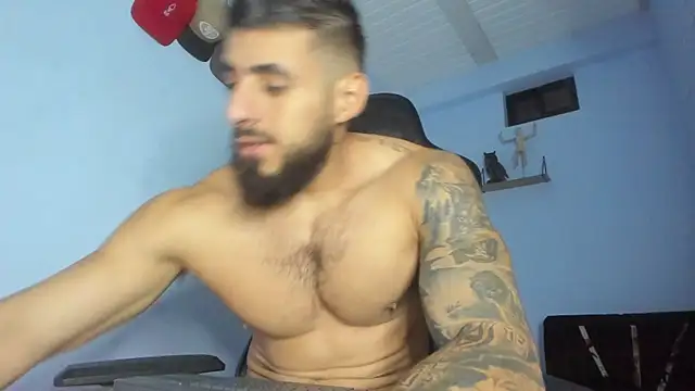 Snapshot of _Poseidon1_ chatting on November 15, 4:38 am Poseidon1 online show from November 15, 4:38 am