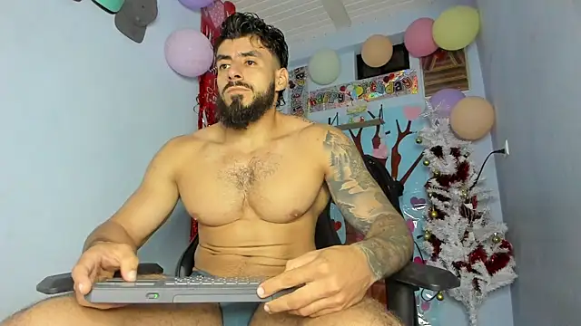 Snapshot of _Poseidon1_ chatting on June 21, 3:12 am Poseidon1 online show from June 21, 3:12 am