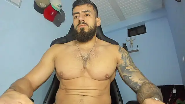 Snapshot of _Poseidon1_ chatting on November 29, 4:56 am Poseidon1 online show from November 29, 4:56 am