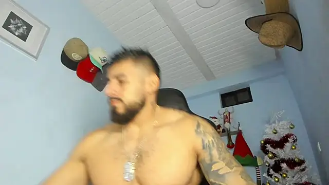 Snapshot of _Poseidon1_ chatting on December 4, 4:44 am Poseidon1 online show from December 4, 4:44 am