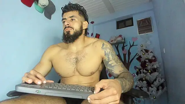 Snapshot of _Poseidon1_ chatting on June 7, 3:12 am Poseidon1 online show from June 7, 3:12 am