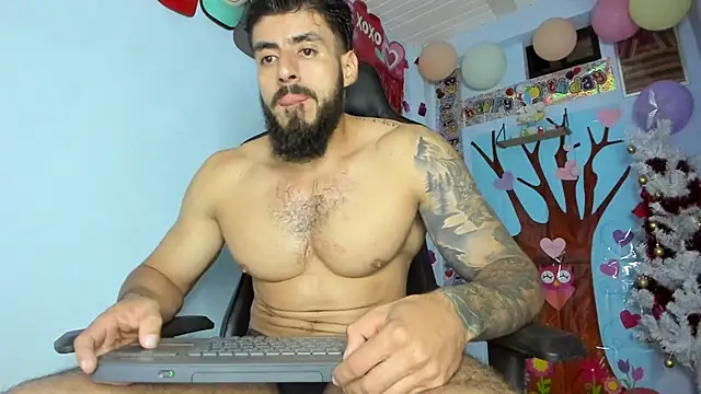 Snapshot of _Poseidon1_ chatting on June 17, 3:06 am Poseidon1 online show from June 17, 3:06 am