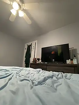 VixyGang online show from February 18, 5:31 pm