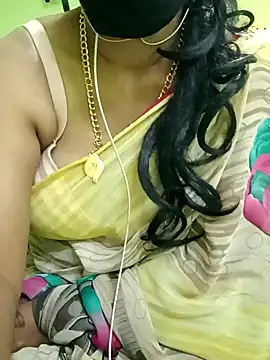 Snapshot of Aishu-tamil09 chatting on December 22, 1:11 pm Aishu-tamil09 online show from December 22, 1:11 pm