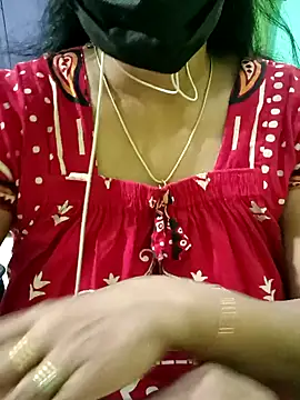 Snapshot of Aishu-tamil09 chatting on February 12, 7:56 pm Aishu-tamil09 online show from February 12, 7:56 pm