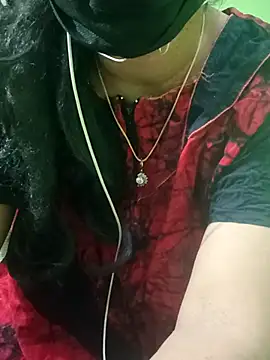 Snapshot of Aishu-tamil09 chatting on February 15, 8:34 pm Aishu-tamil09 online show from February 15, 8:34 pm