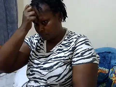 Pretty lilly02 online show from April 6, 7:37 pm