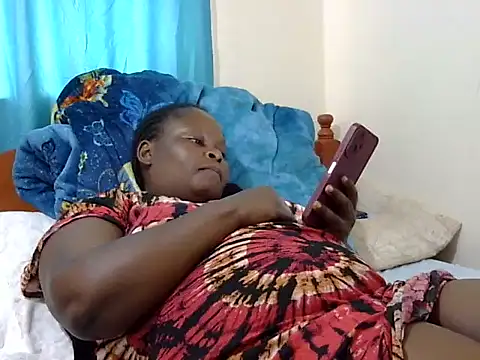 Pretty lilly02 online show from February 19, 6:10 am