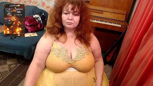 RoseRed69 online show from December 18, 4:28 am