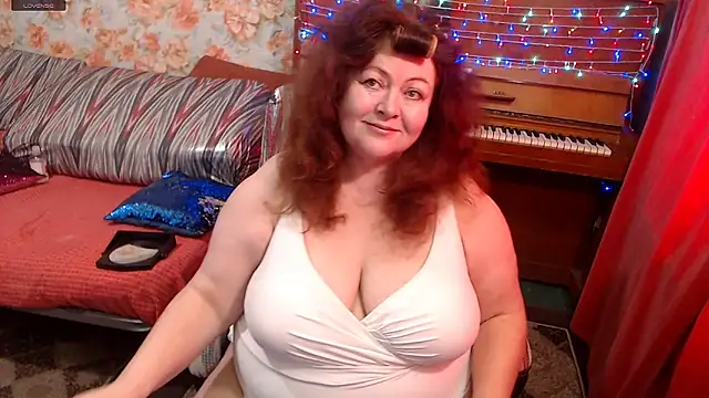 RoseRed69 online show from March 7, 3:57 am